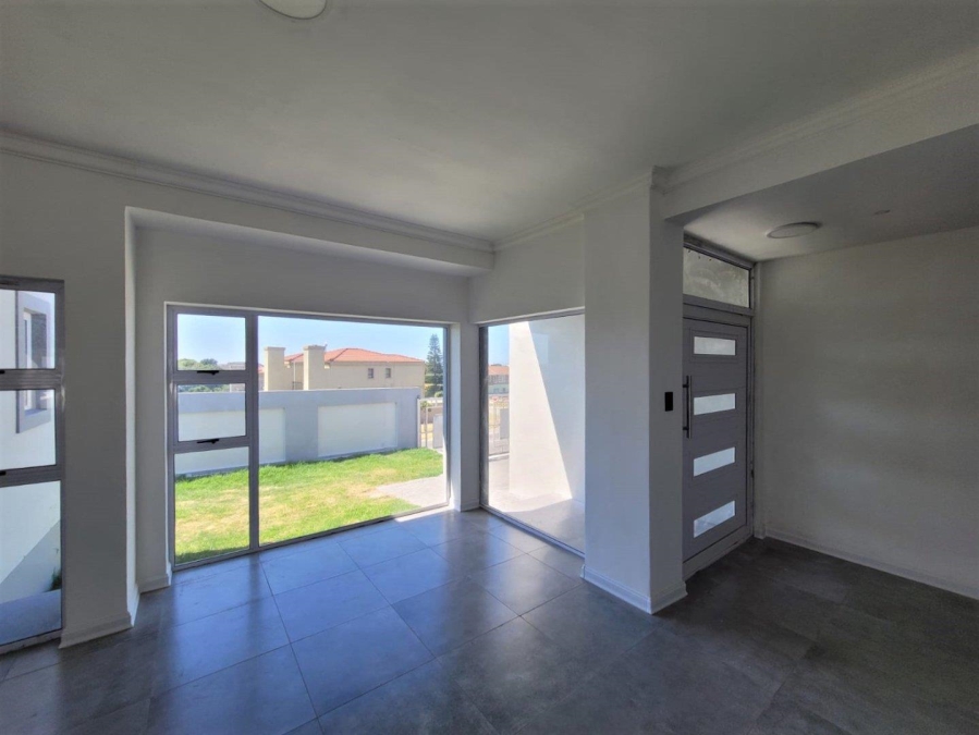 3 Bedroom Property for Sale in Aston Bay Eastern Cape